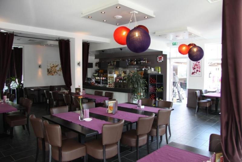 Poort Van Brabant Hotel Hapert ภายนอก รูปภาพ